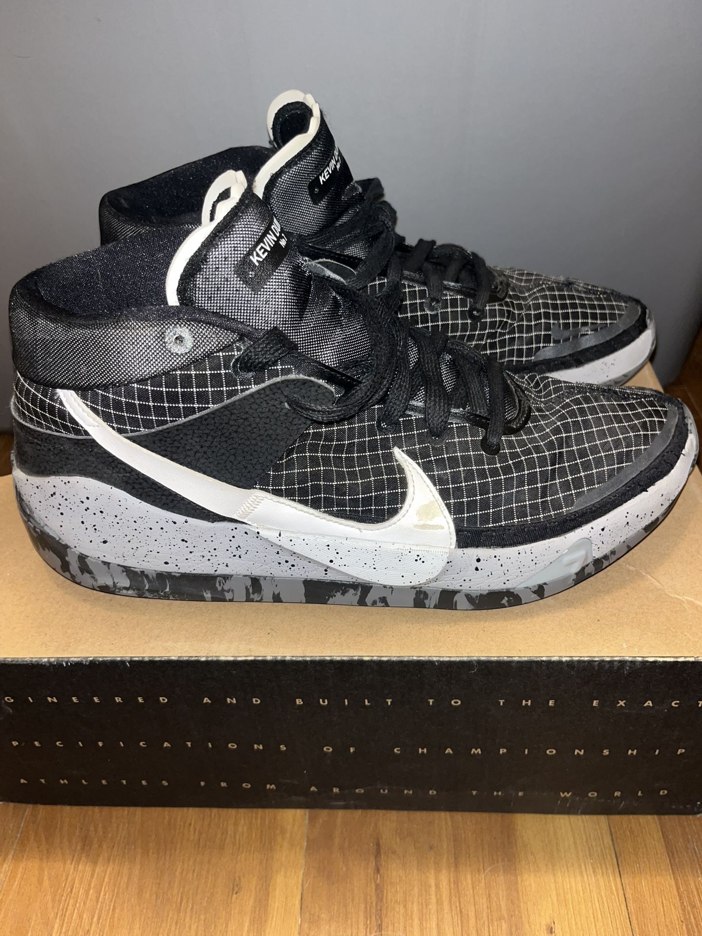 size 12 nike kd 13 “oreo”