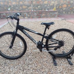 Trek Mt 200