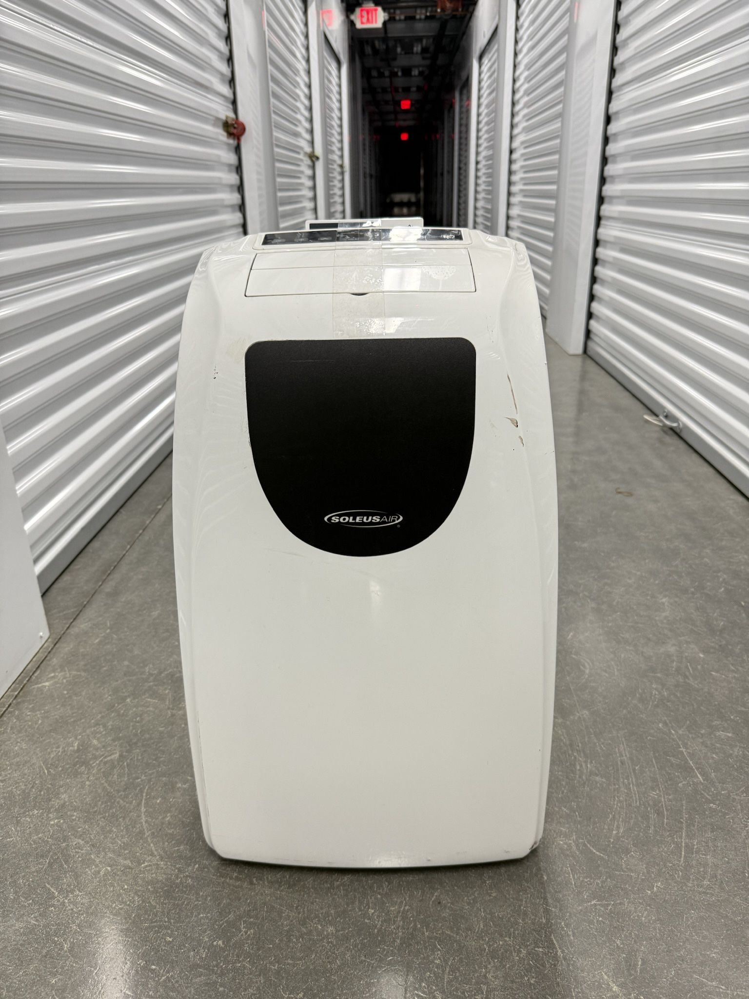 PORTABLE HEATER AND AIR CONDITIONER 