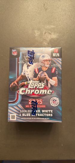 2025 Topps Chrome NFL Football Value Box