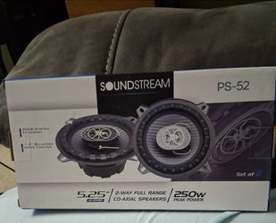 Soundstream 5.25 Audio Speakers Brand New In The Box