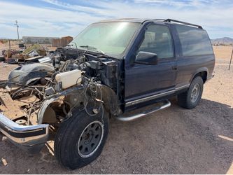1993 Chevy Tahoe, two door parts
