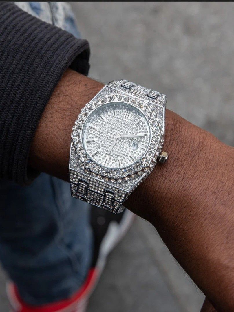 Vvs Bussdown Time Piece
