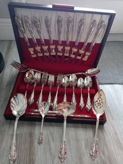 Silverware Set