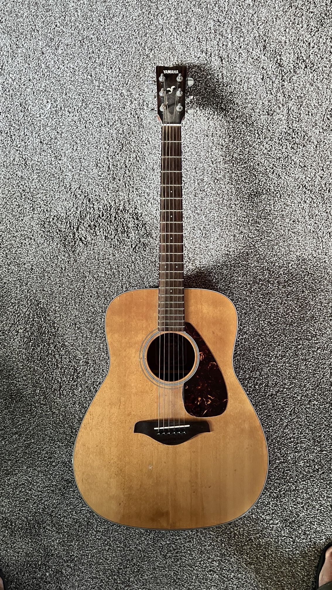 Yamaha FG700S Acoustic Guitar