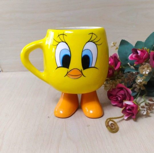 New Tweety Bird Coffee Mug Tea Cup With Feet