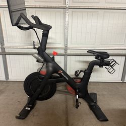 Peloton Bike 