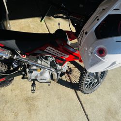 SSR 125cc Dirt Bike 