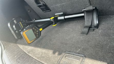 METAL DETECTOR- used once