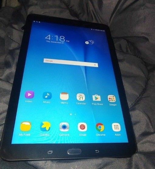 Samsung Galaxy (SM-T567V) Tab E 9.6 inch Tablet IN GOOD CONDITION, 9.6 inch Full HD (1280 x 800) TFT LCD Touch Display, 2 GB RAM,16 GB + SD CARD SL