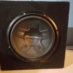 Single Pioneer Champion Series, 12" Subwoofer and box