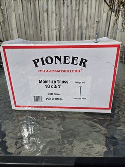 tengo una caja de tornillos