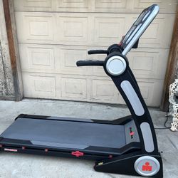 IRONMAN FITNESS ENVISION TREADMILL 