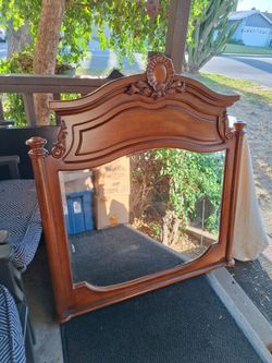 Mirror headboard