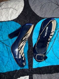 Womens Navy Blue Heels