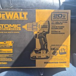 DeWalt 20 v Drill/Driver Kit