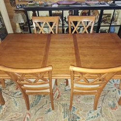 NICE DINING TABLE 6 CHAIRS $350.