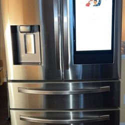 Samsung Family Hub Refrigerator 4 Door