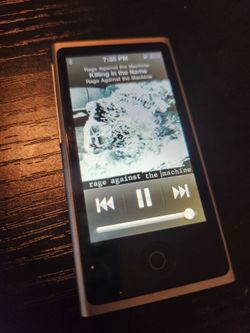 iPod nano (7th gen, 16gb, silver)