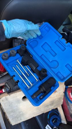 Mastercool Automotive Tool Kit with Case