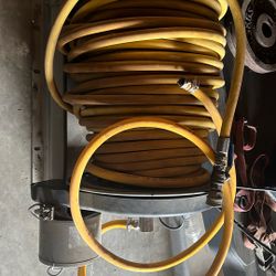Reeler With 100 Ft Hose 
