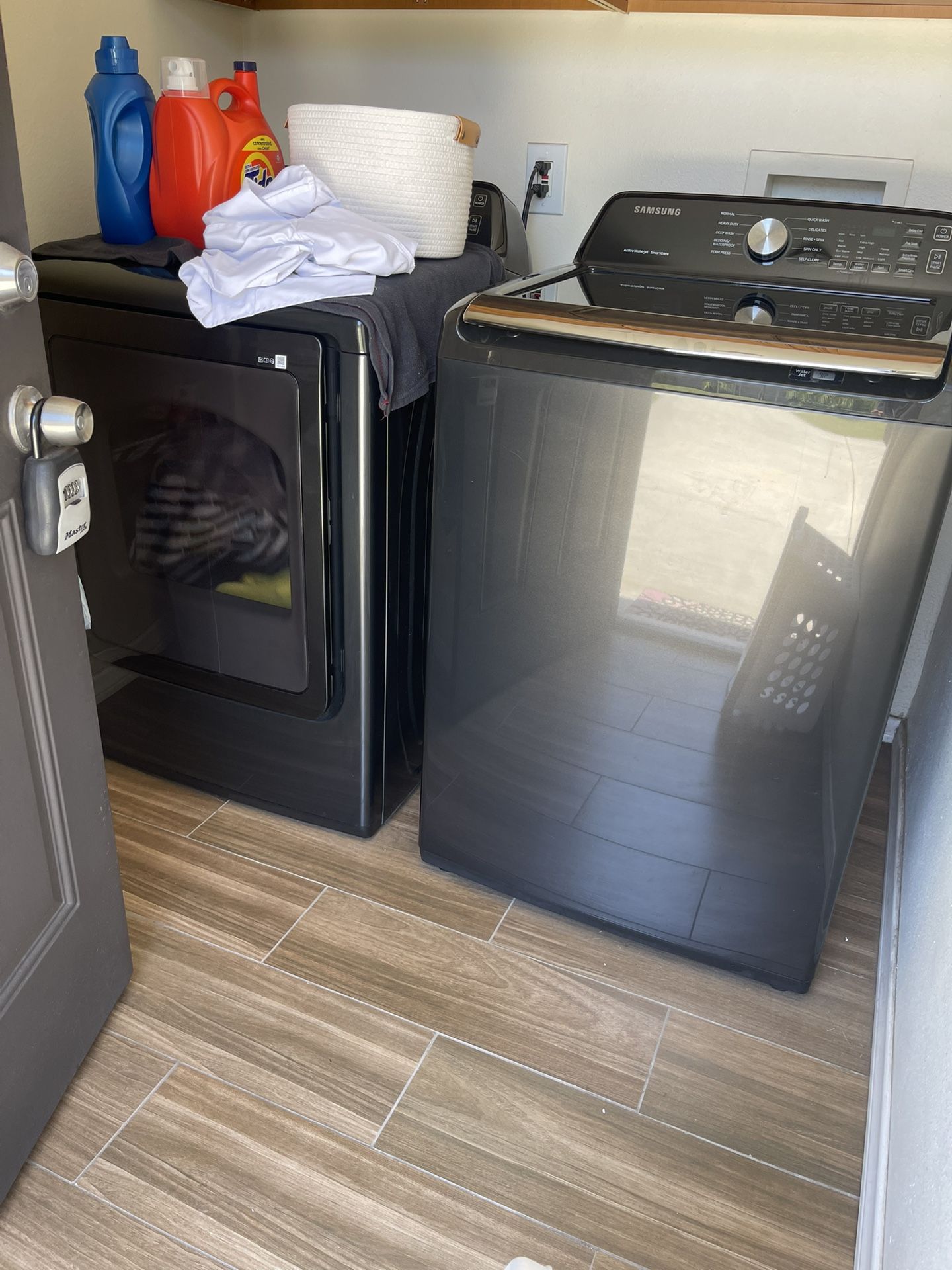 Washer & Dryer