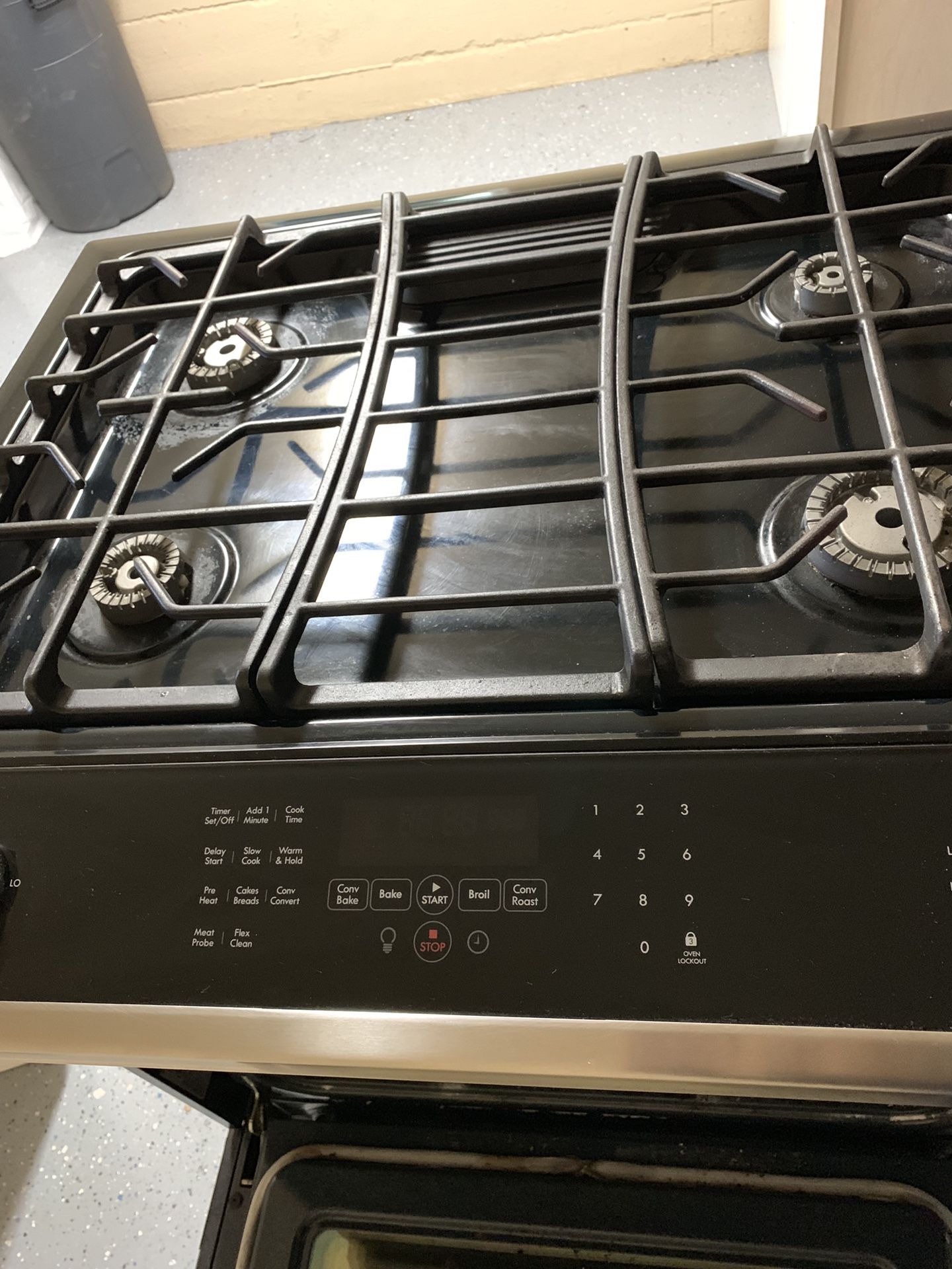 Kenmore Elite Gas Range Full Glass Slidein w/ Electronic Oven Control