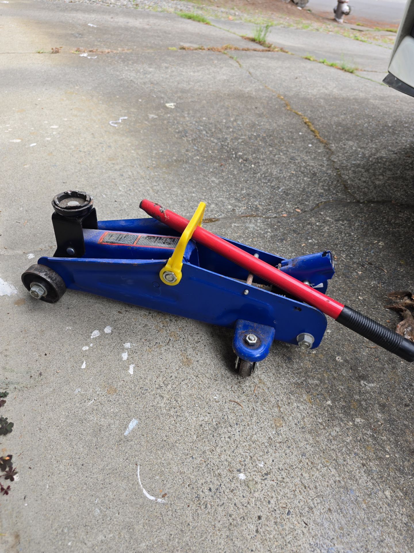 Car jack