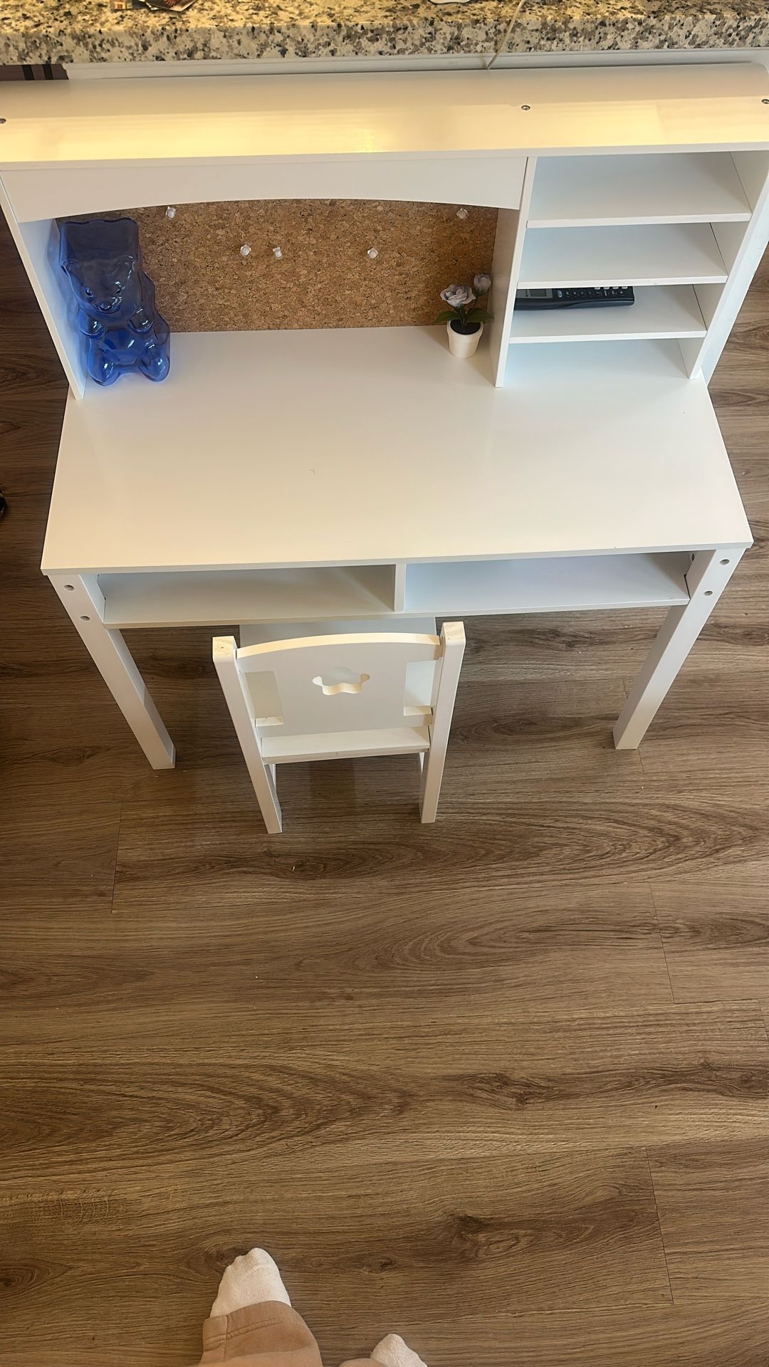 Children’s Desk 