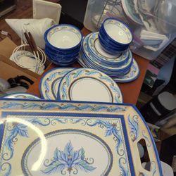 Set of Designer Inside/Outside Dishes Service For 10