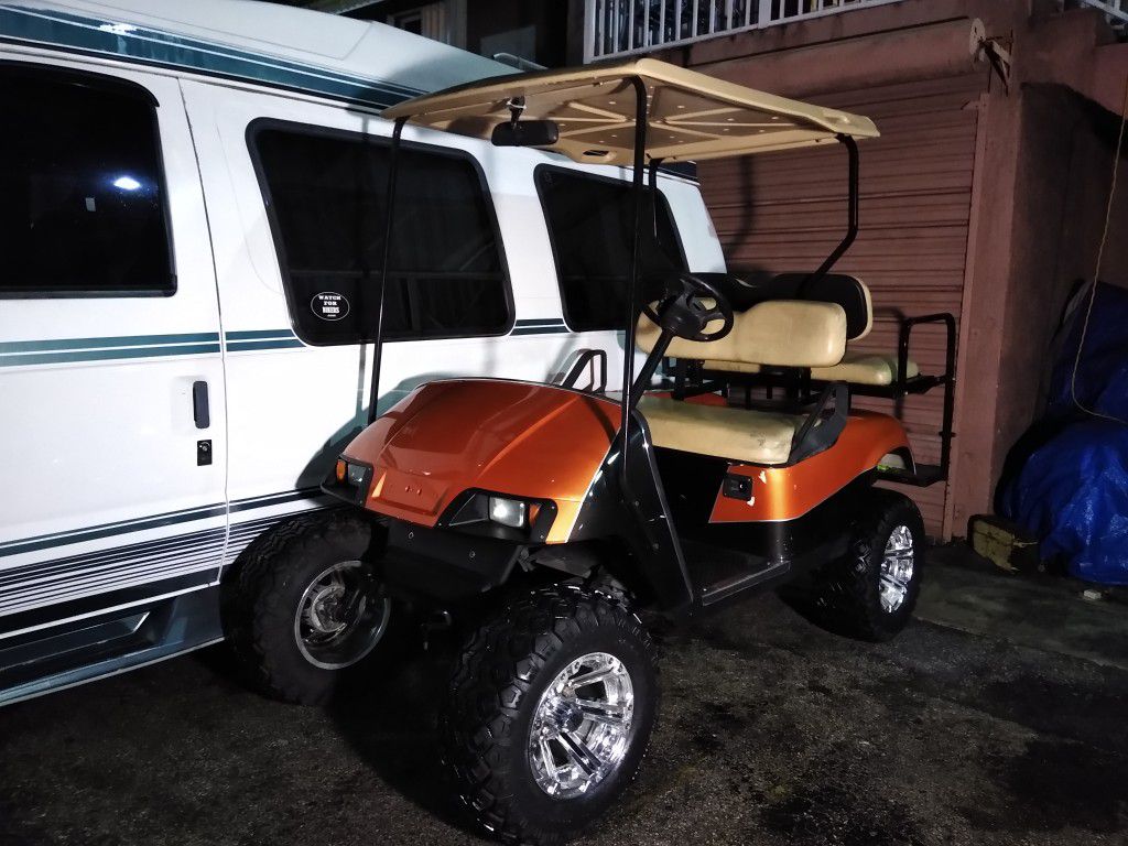 2016 Ezgo 6 new batteries golf cart