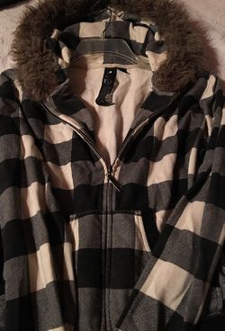 Black and white light jacket/sweat shirt