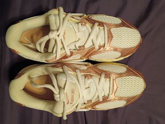 V5 RNR NIKE