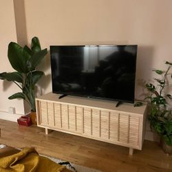 Solid Pine Cabinet Or Entryway Storage Cabinet / TV Cabinet 