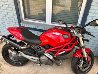 2009 Ducati Monster 696