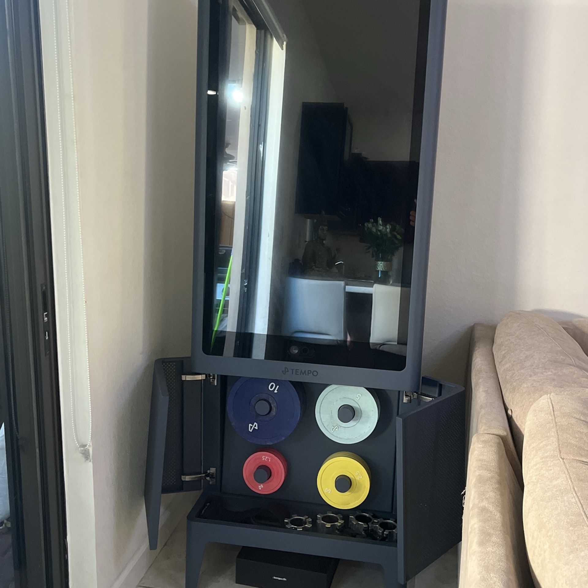 Tempo Workout Machine With All Weights And Equipment Included