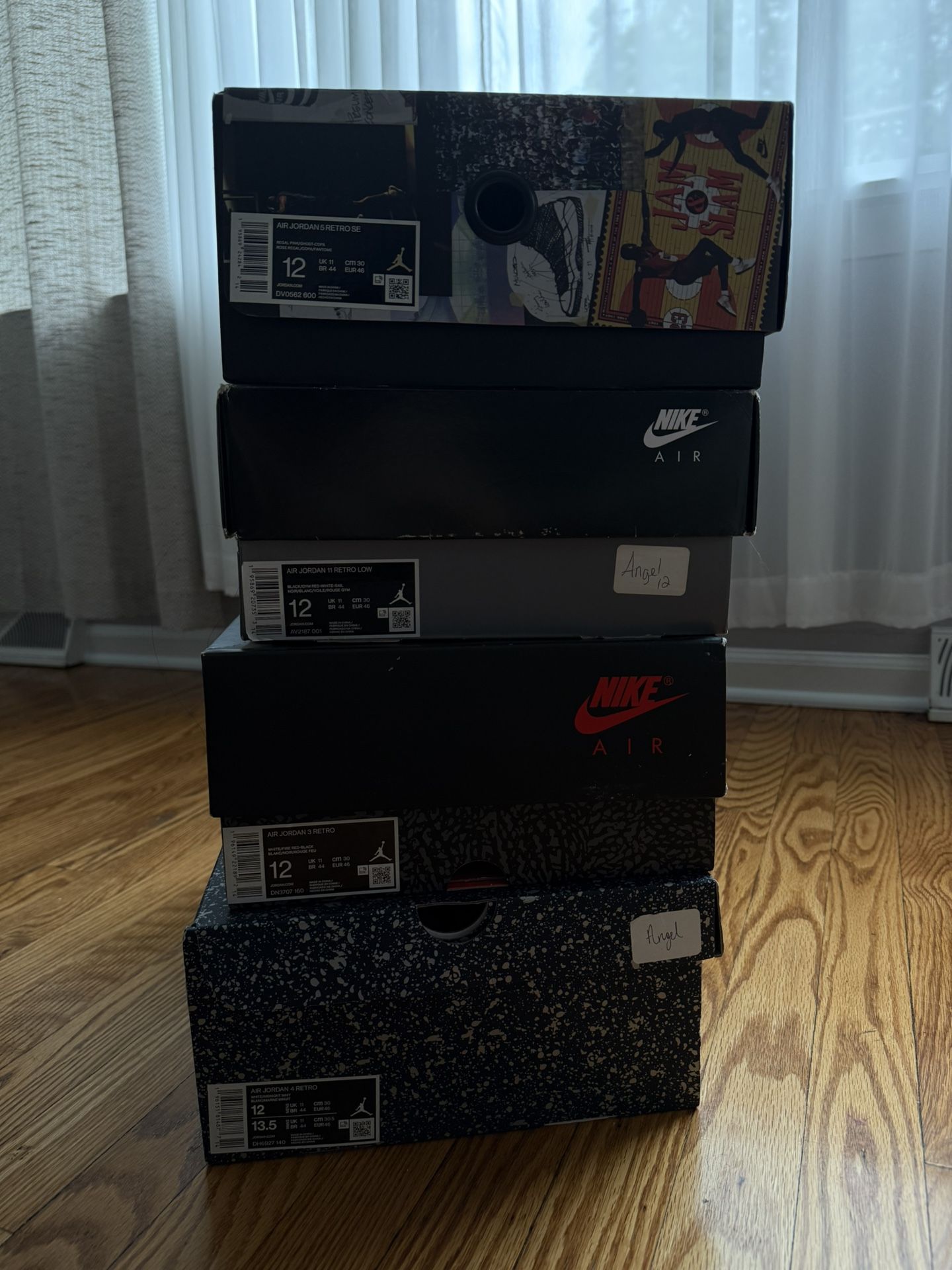 USED RETRO JORDANS (SIZE 12) (ALL 4 FOR 300$)