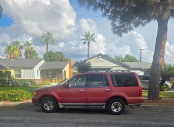 2004 Lincoln Navigator