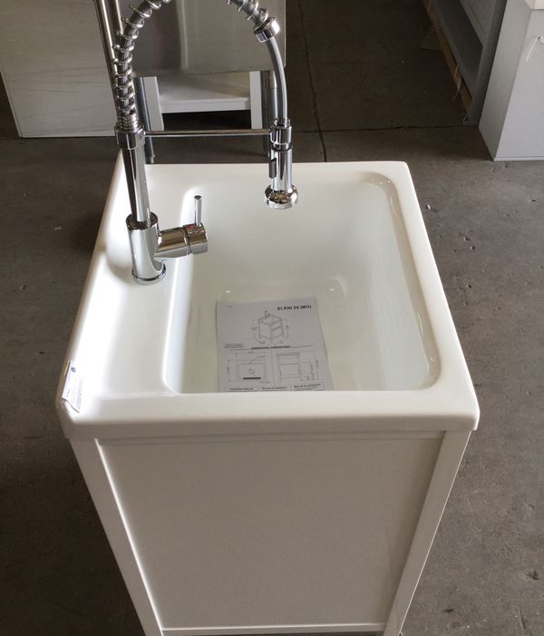 Schon Eleni All In One Kit 24 In X 22 In X 37 8 In Acrylic Utility Sink With Cabinet In White For Sale In Garland Tx Offerup