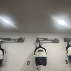 3 Hair Dryers 
