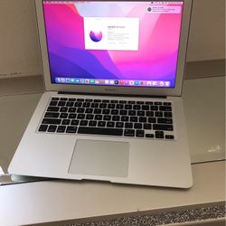 MacBook Air 2017  13” Display 