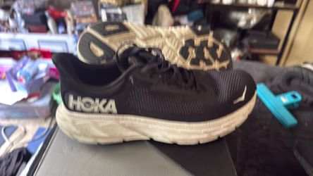 Hoka ARAHI 7  shoes men’s  size 10
