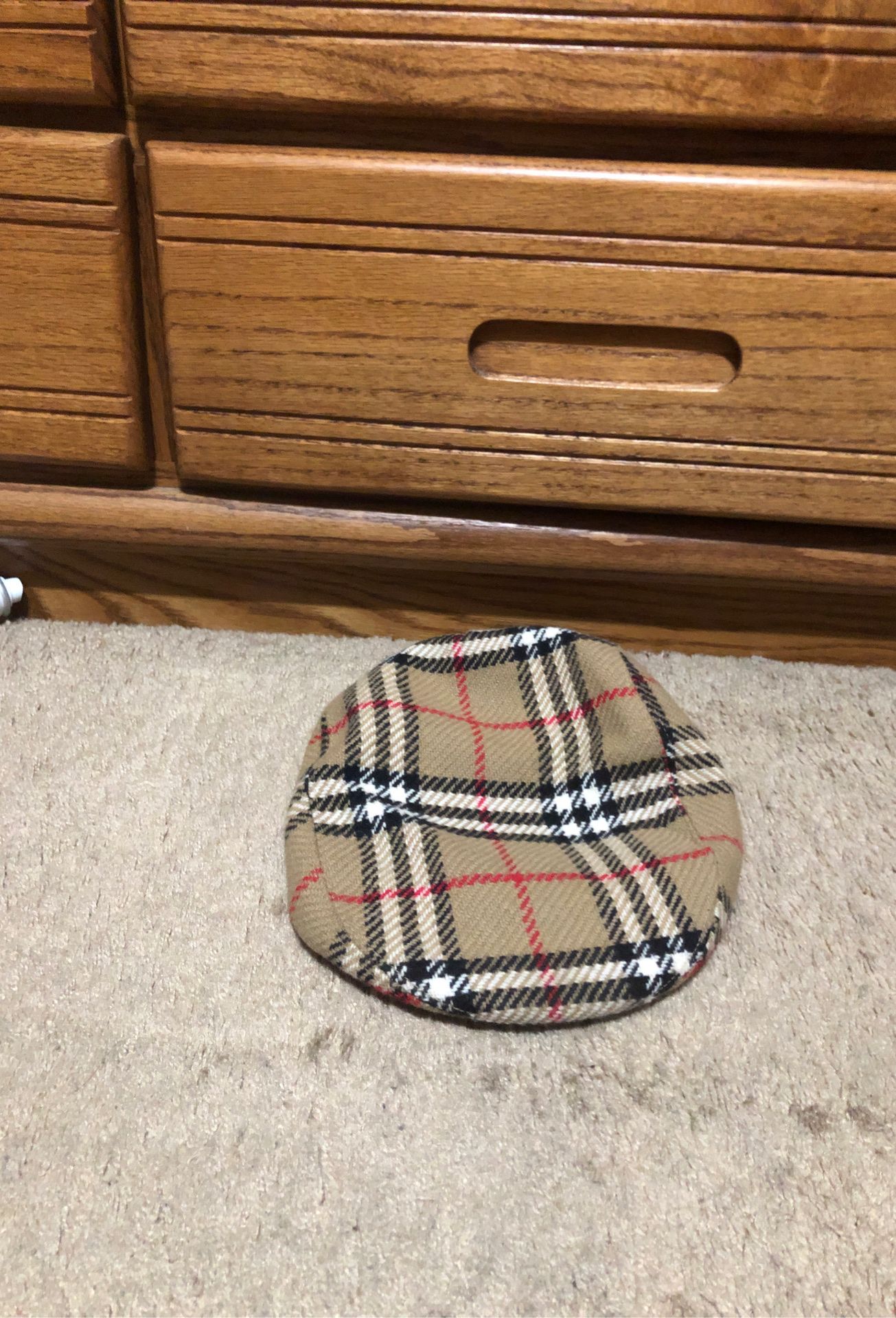 Burberry hat