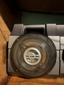 Sony Speakers Total Of Three