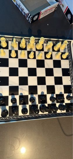 Champion Tournament Chess Set