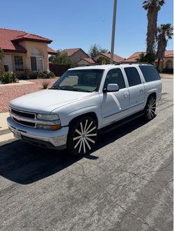 2003  chevorlet suburban