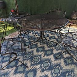 Wrought Iron Patio Furniture With 4 Rocking Chairs 