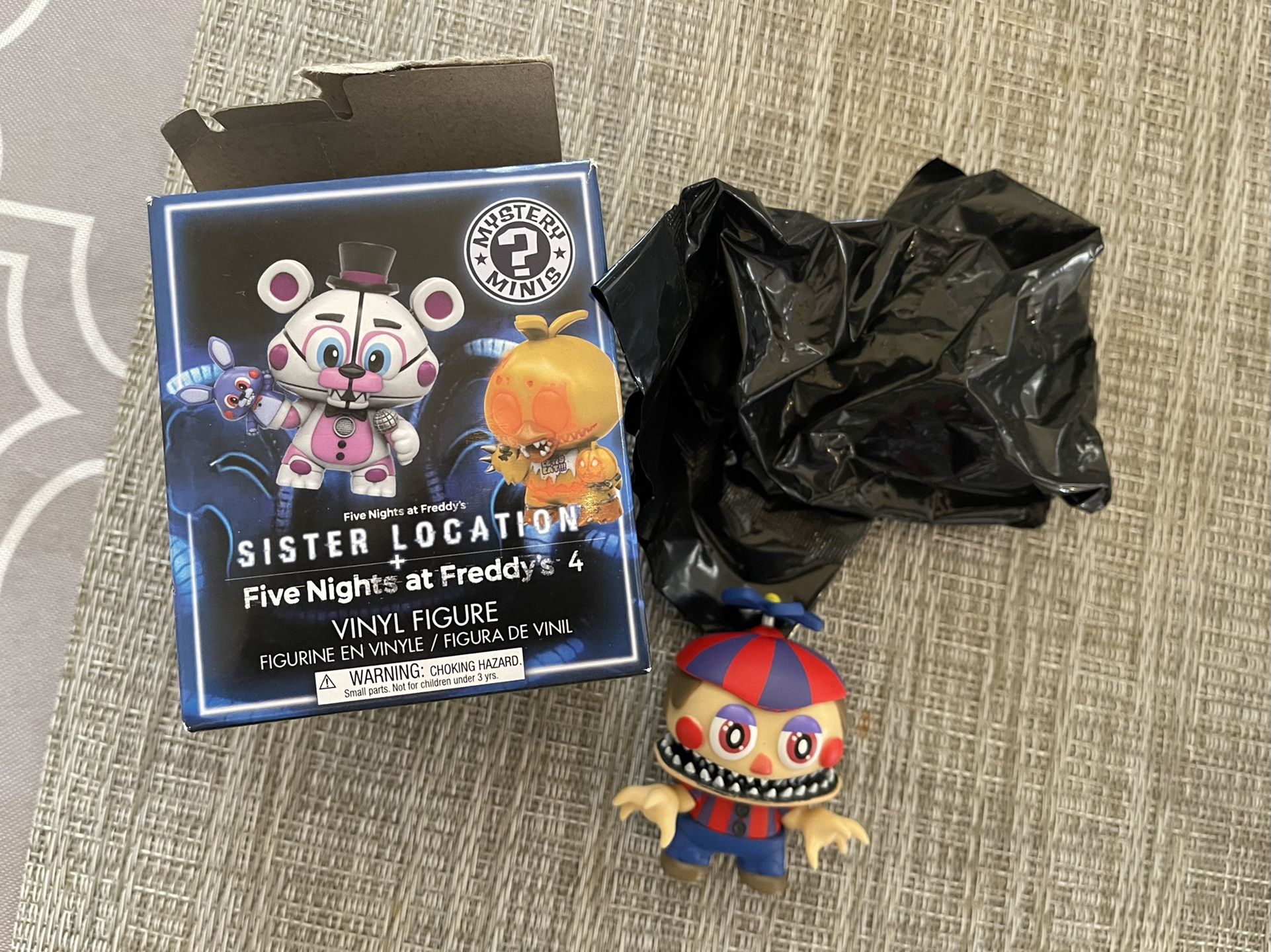 Five Nights At Freddy's: Sister Location Mystery Minis Blind Box Vinyl  Figure