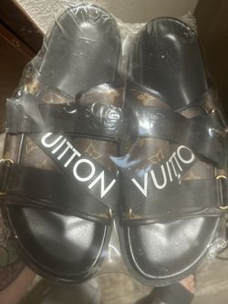 Lv Authentic In Plastic Excellent 