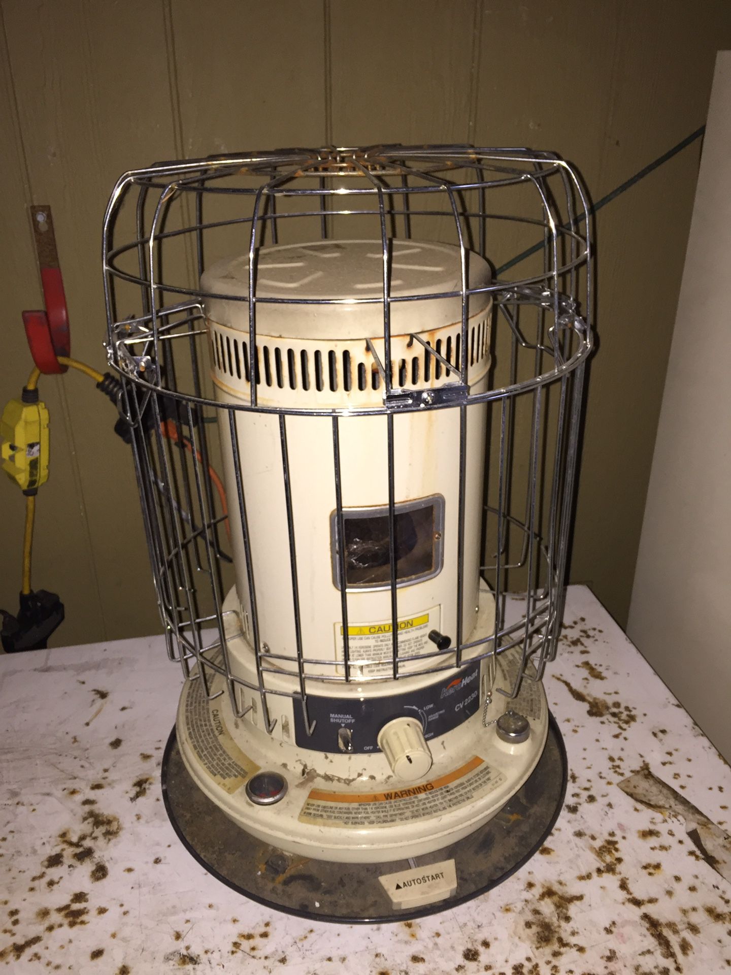 Kerosene / White Gas Outdoor Heater. Needs batteries for igniter.